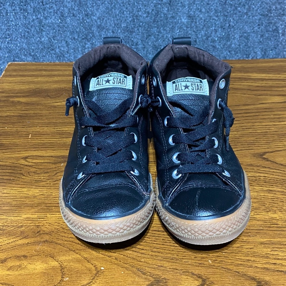 Converse Chuck Taylor All Star Street Mid Black Leather Gum Sole 645196C Size 6Y - Picture 2 of 10